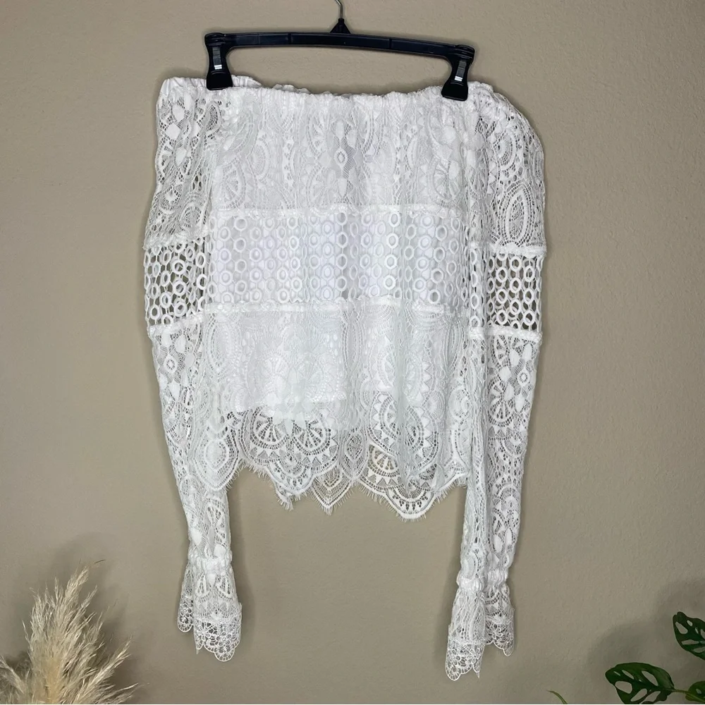 Kendall + Kylie Off The Shoulder Lace Top Crochet White Blouse Top Bell Sleeve